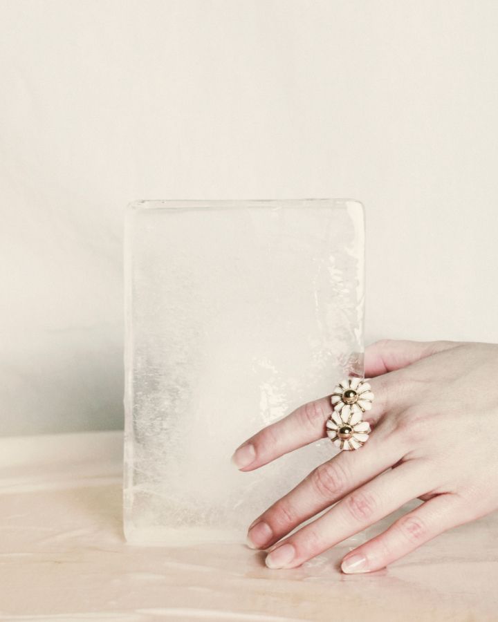 Daisy gold ring