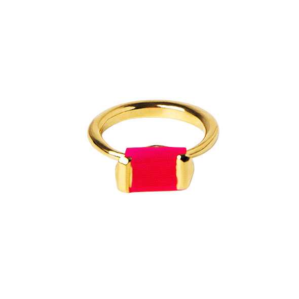 Anillo Magenta Cuadrada