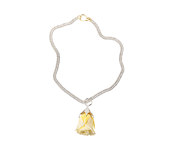 Collar Rosa Amarillo Seda